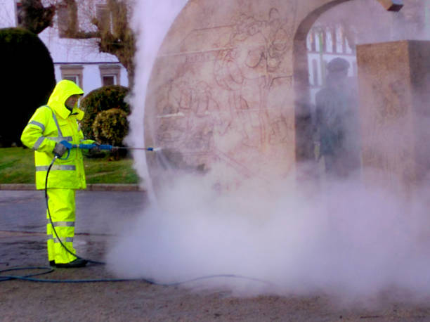 Best Pressure Washing Siding  in Matawan, NJ